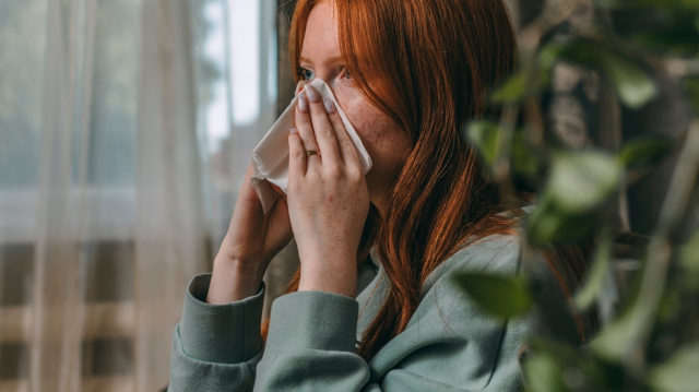 Alergia la praf și acarieni: 10 măsuri eficiente pentru un somn liniștit