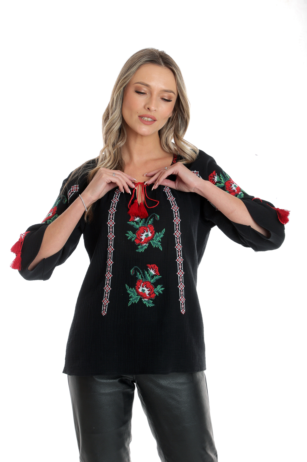 Poza produs Ie broderie dama DP25IE87 negru/rosu maci, Dress to Impress | marimea 36/38