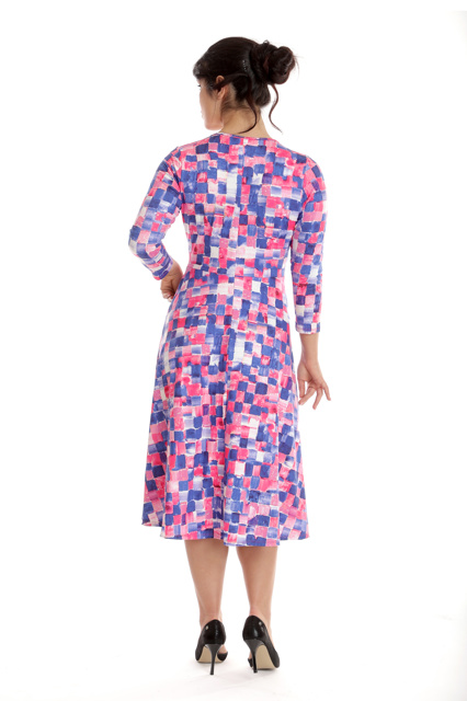 Poza produs Rochie pliuri bust CP24026 albastru/roz geometric, Cesy | marimea XL