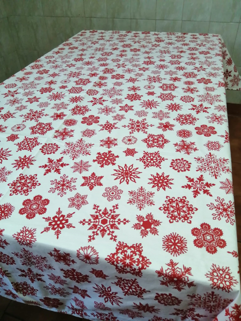 Fata de masa (mica) BBC Ranforce, alb/stelute rosii, 120x150 cm, Andana | 1 buc — poza produs 1/2