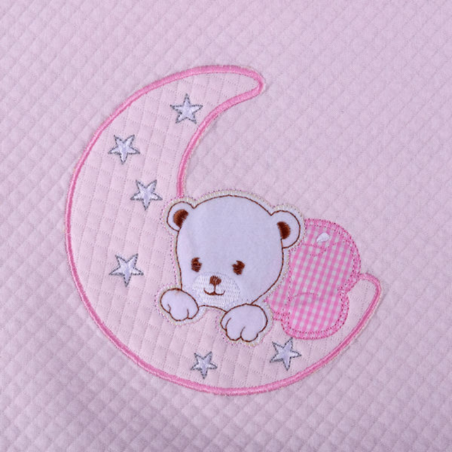 Poza produs Paturica tricot brodata pentru bebelusi STAR BEAR roz, Perpetuum | 70x90 cm